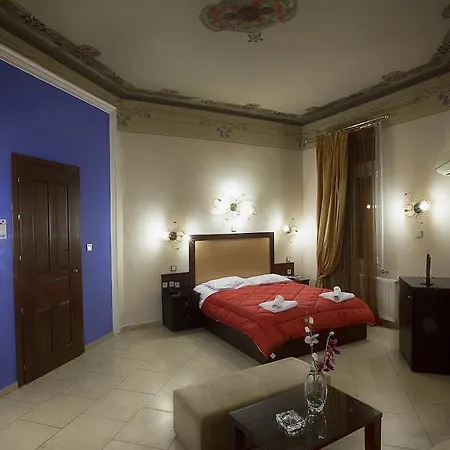 فندق Augustos 3*