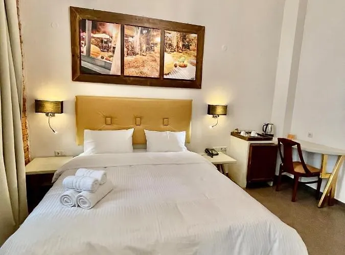 Augustos Салоники