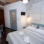 Hotel Augustos