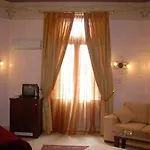 Augustos Hotel