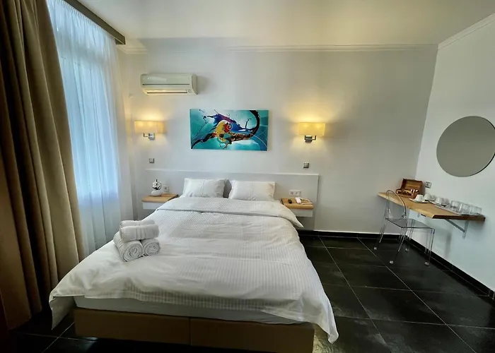 Augustos Otel Selanik