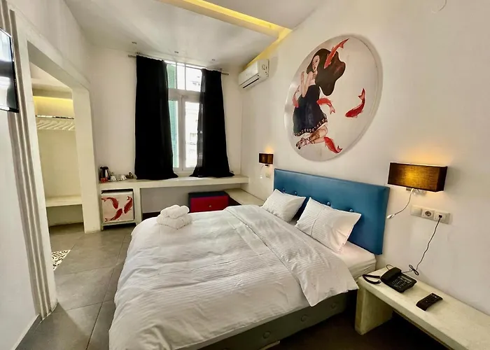 Augustos Otel Selanik