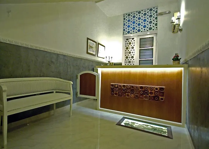 Hotel Augustos 3*