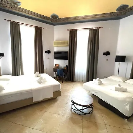 Hotel Augustos
