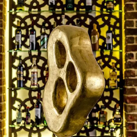Augustos Hotel