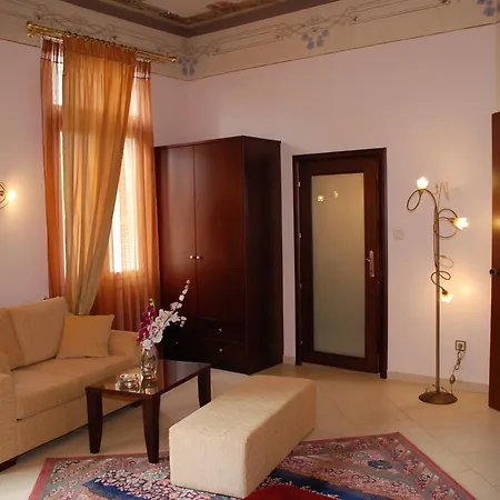 Hotel Augustos Tessalónica