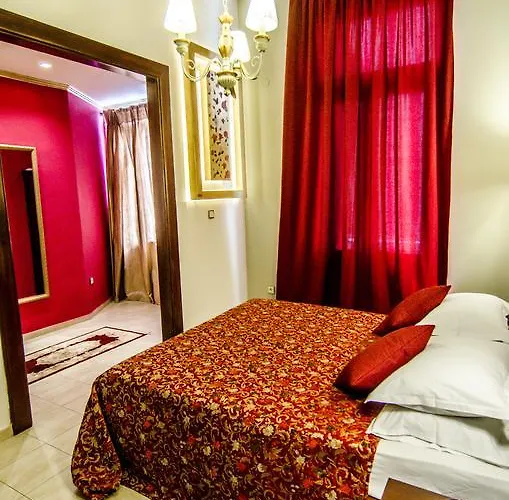 Augustos Hotel